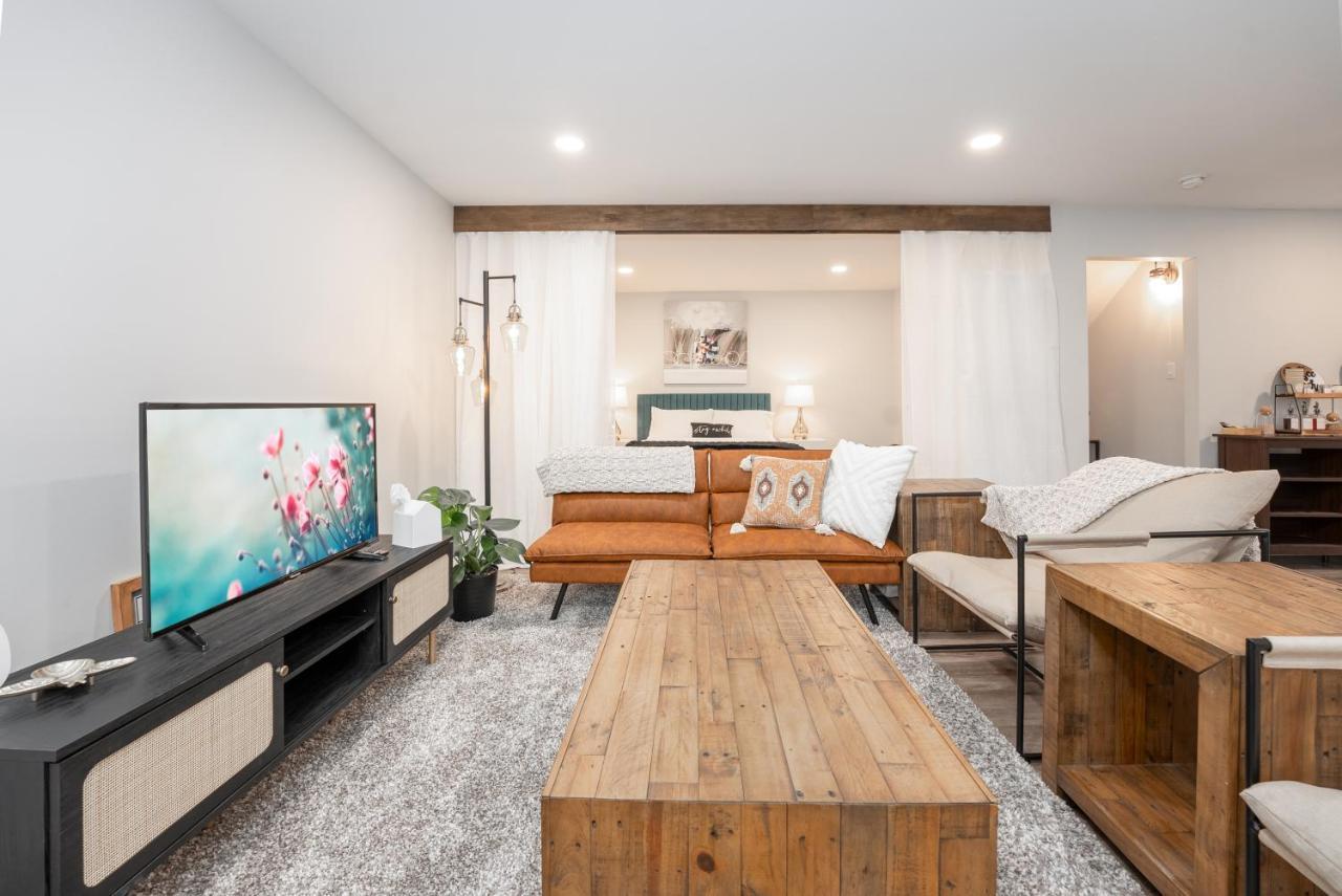 莱斯布里奇 Copperwood Cozy Cellar With Hot Tub酒店 外观 照片